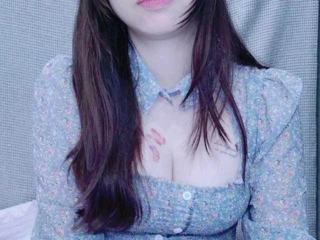 Offline kiki-001 on BongaCams