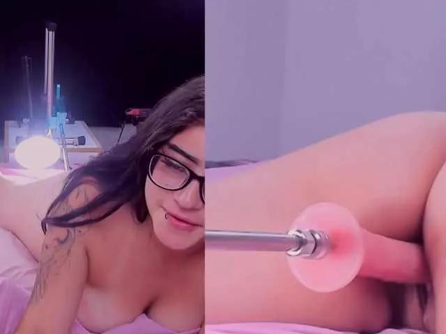 Kinky-cloe on BongaCams 