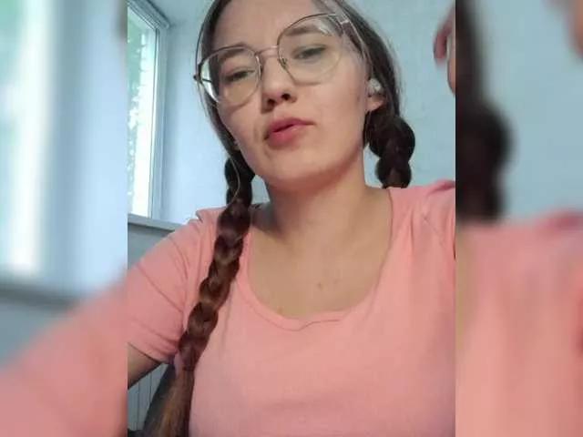 Offline Kisa75 on BongaCams