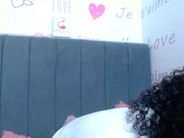 Freechat KittyBrooke on BongaCams