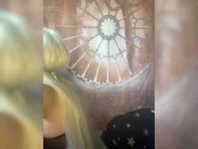 Offline Kuca on BongaCams