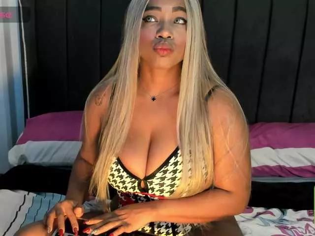 Offline kylieboobs24 on BongaCams