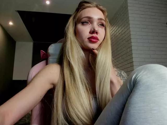 ladayy on BongaCams 