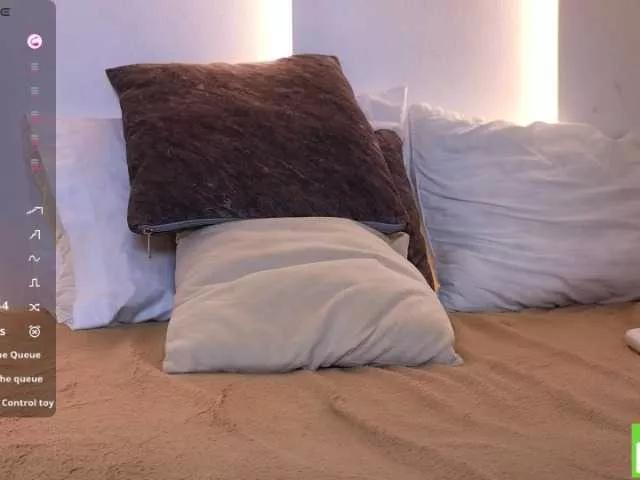 Offline Lana-Starlett on BongaCams