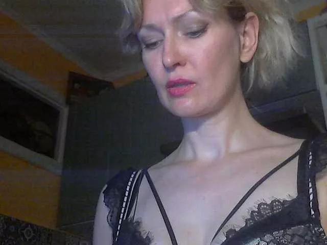 LaraEva on BongaCams 