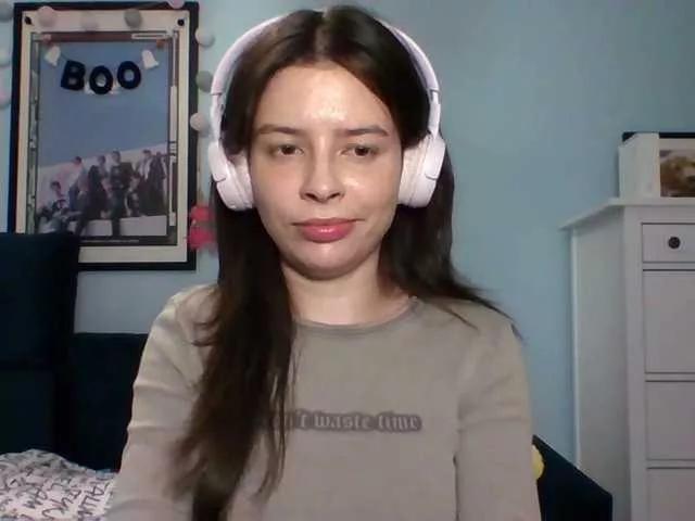 Offline Larice on BongaCams