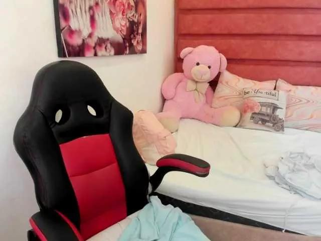 Offline larispark on BongaCams