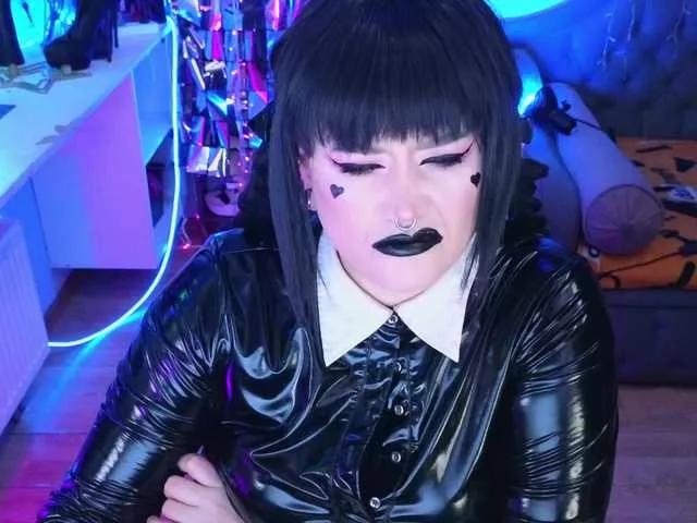 Offline Laura-Wicked on BongaCams