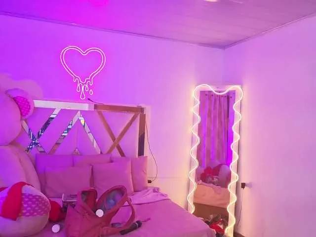 Laylafoxy-tay on BongaCams 