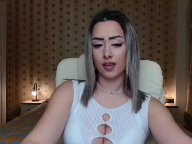 Leslie-Secret on BongaCams 