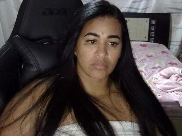 Letty33 on BongaCams
