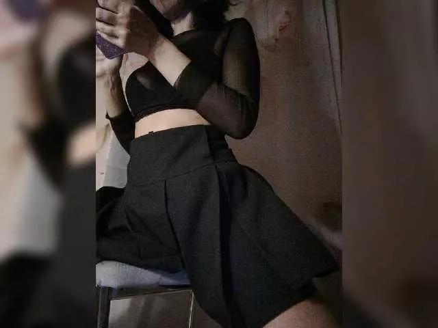 Leylla-Magic on BongaCams 