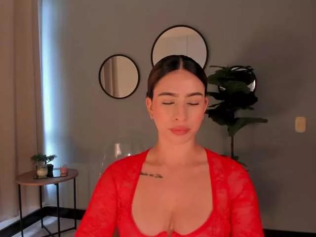 Offline LiaPearce on BongaCams