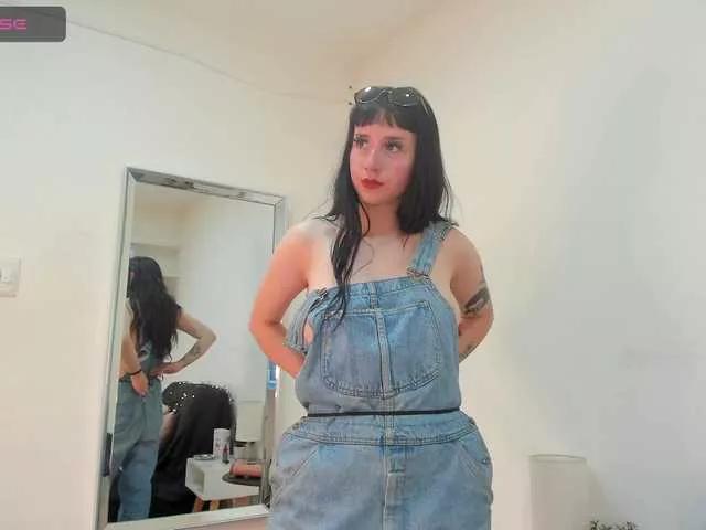 Liily-tattoo on BongaCams 