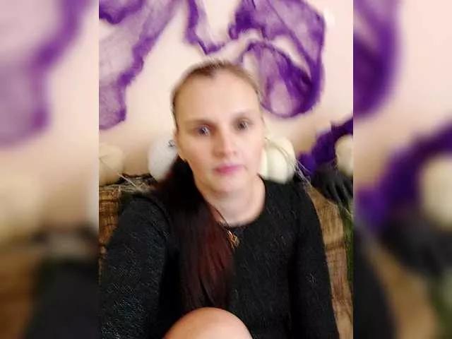 LisaLovHoney on BongaCams