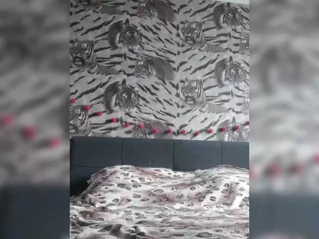 Offline LizBetty on BongaCams