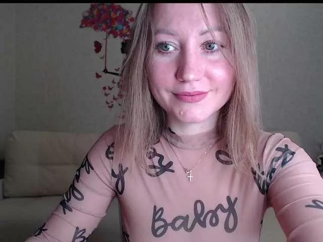 love-in-idlen on BongaCams 