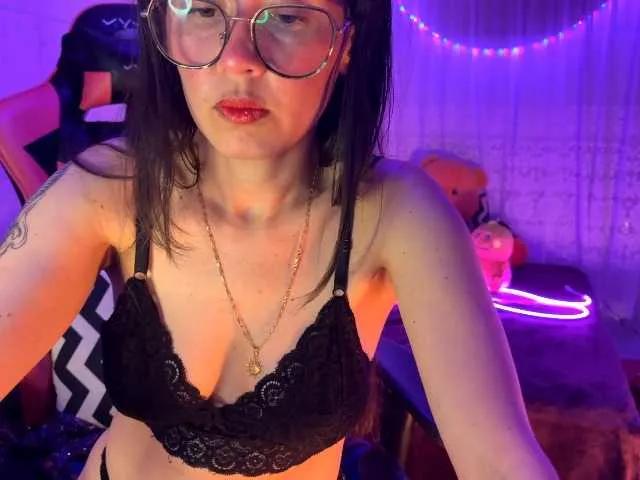Luahot66 on BongaCams