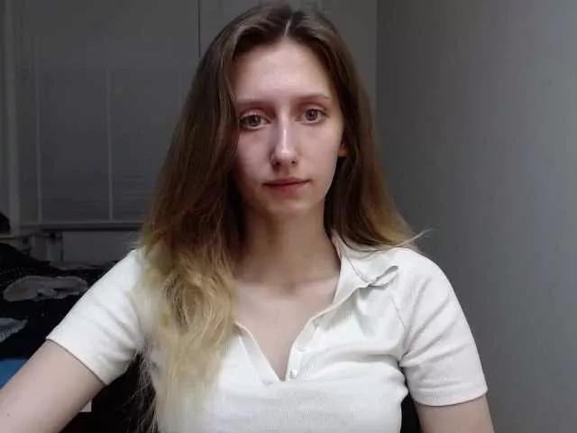 Offline LUNAdream on BongaCams