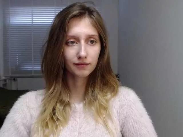 Offline LUNAdream on BongaCams