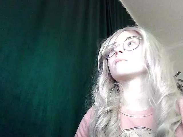 LunaSky on BongaCams