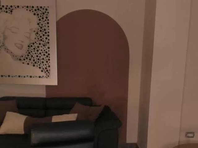 Freechat MaddisonCollins on BongaCams