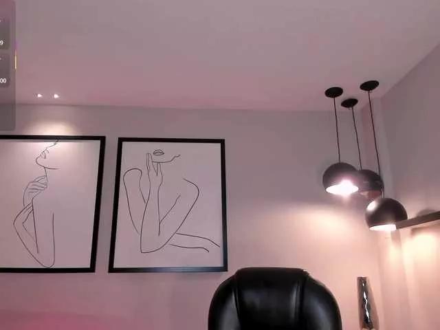 Freechat MaddisonCollins on BongaCams