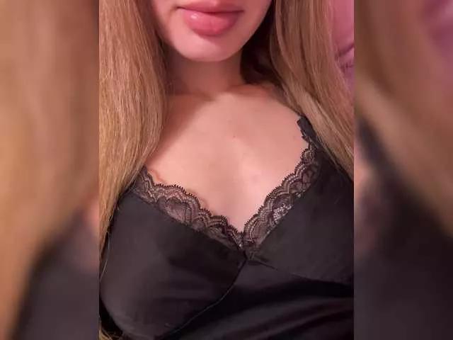 Madison01 on BongaCams 