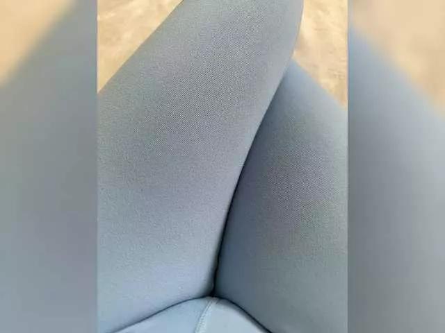 Madison01 on BongaCams
