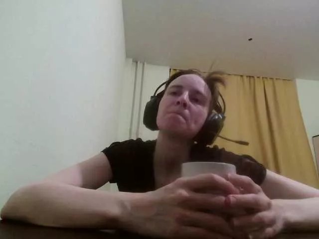 Offline MagrettaXX on BongaCams