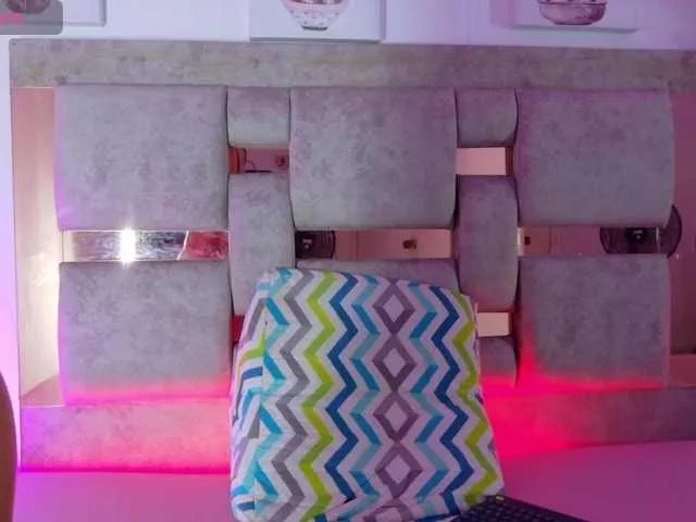 Offline Malia-Brown1 on BongaCams