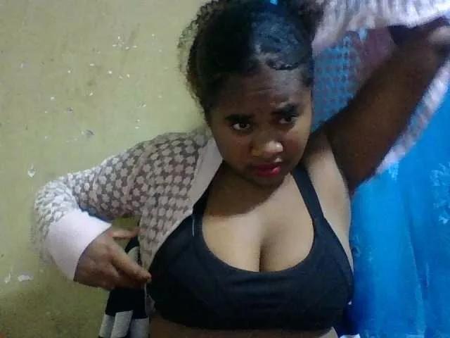 Offline Marie121 on BongaCams