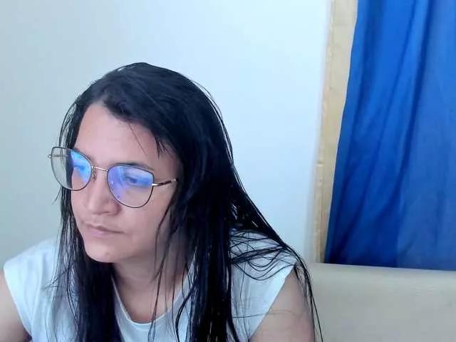 MARILYNG on BongaCams 