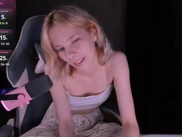 Marrmariss on BongaCams 