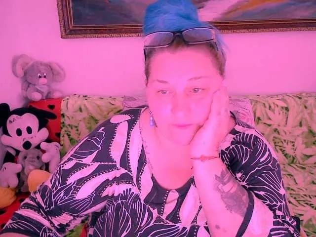 Offline Marryaxx on BongaCams