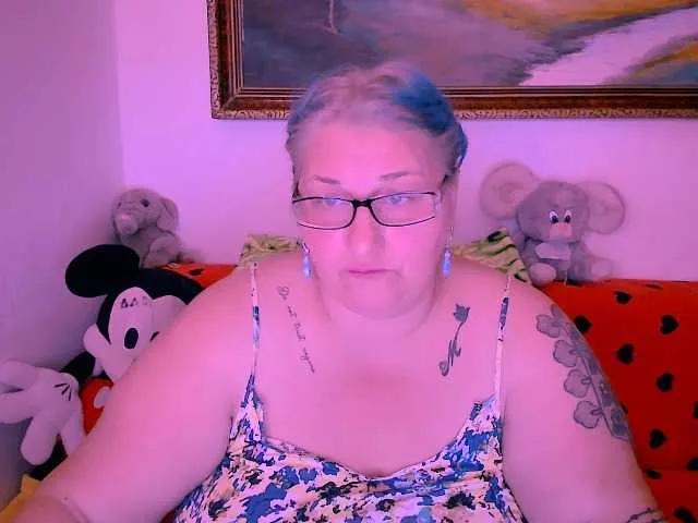 Offline Marryaxx on BongaCams