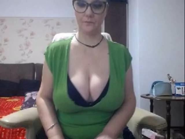 mary-x on BongaCams 