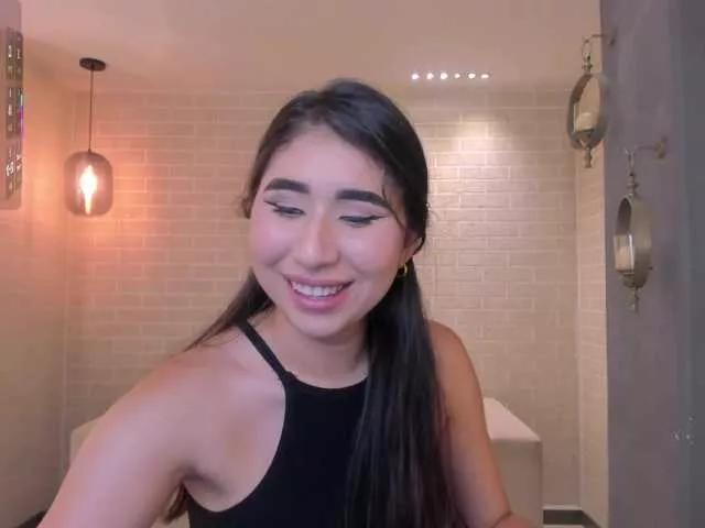 Offline MayaMoretti on BongaCams