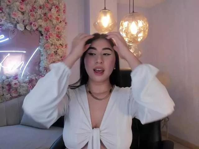 Offline MayaMoretti on BongaCams
