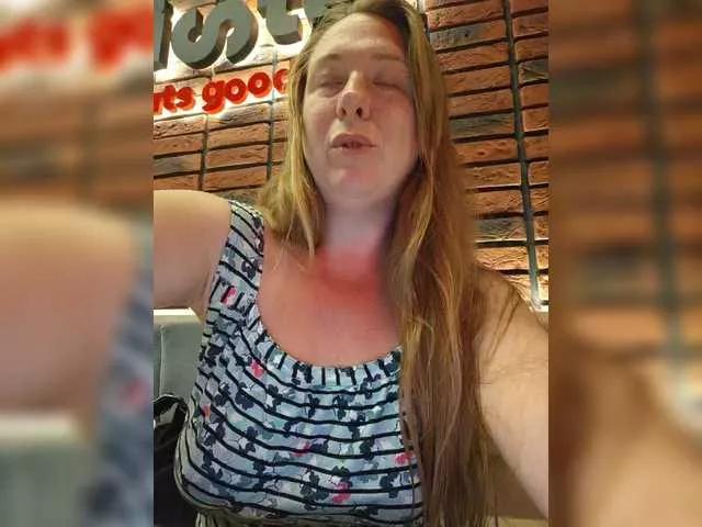 MazyMi on BongaCams