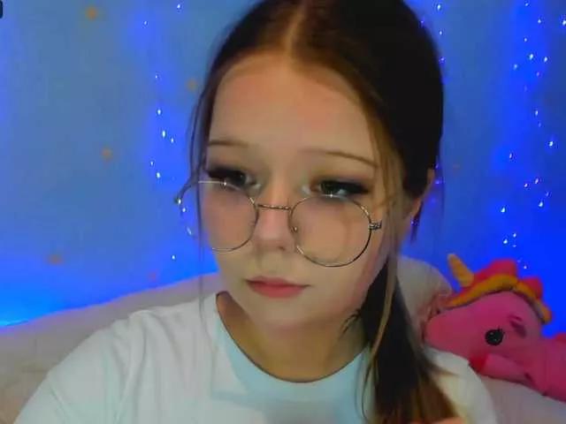 MelMooon on BongaCams 