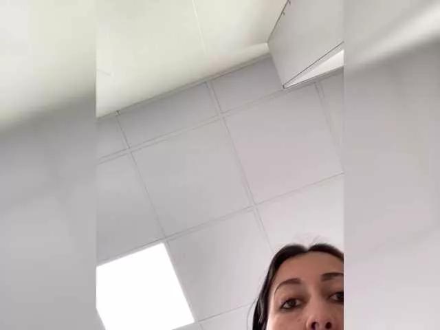 Freechat MiaTorres on BongaCams