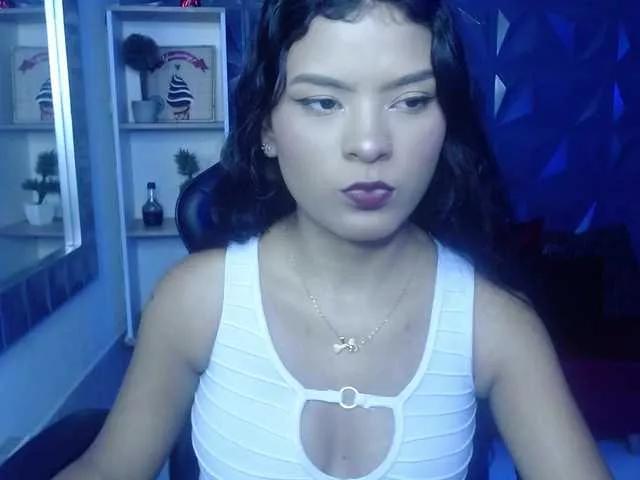 Miaynocolucci on BongaCams 