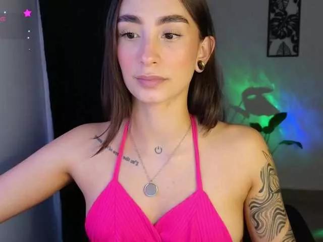 MiilyWatson on BongaCams 