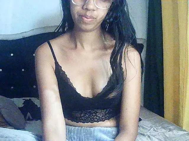 Mimie586 on BongaCams 