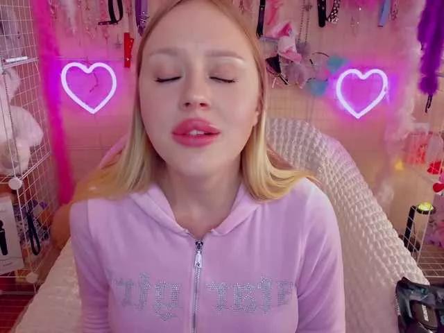 MindyKally on BongaCams 