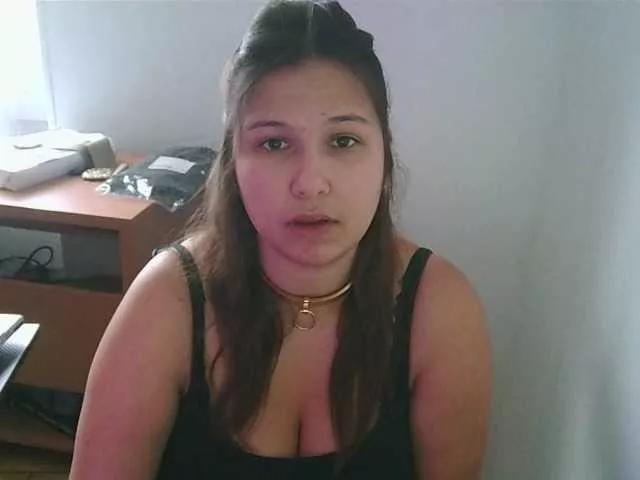 Offline Minettesexy24 on BongaCams