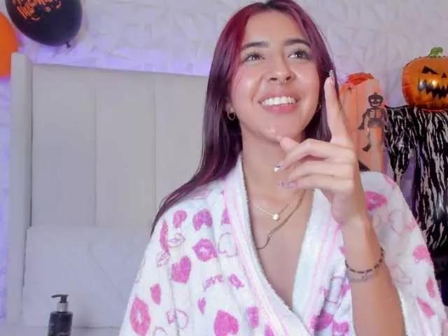 Offline Miranda-Rogers on BongaCams