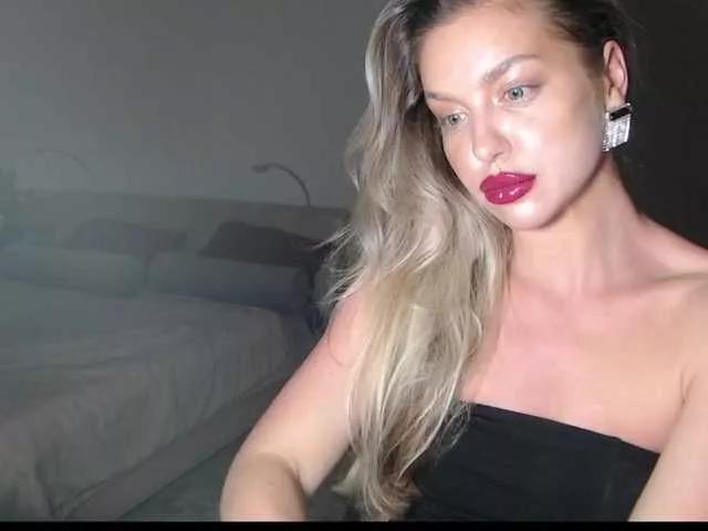 MistressX555 on BongaCams 