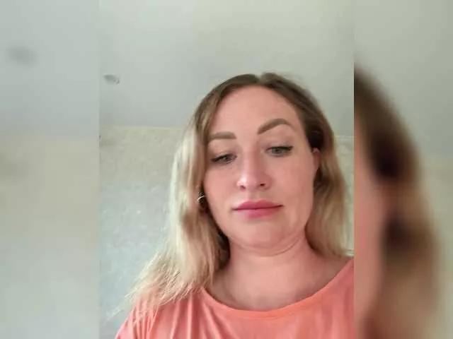 MOLLY-7 on BongaCams 